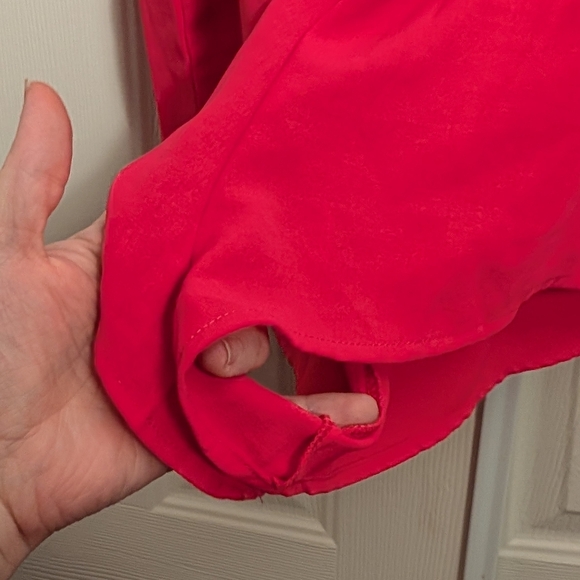 ⭐3/$21⭐SHEIN Asymmetrical Ruffled Sleeveless Blouse - Picture 2 of 4